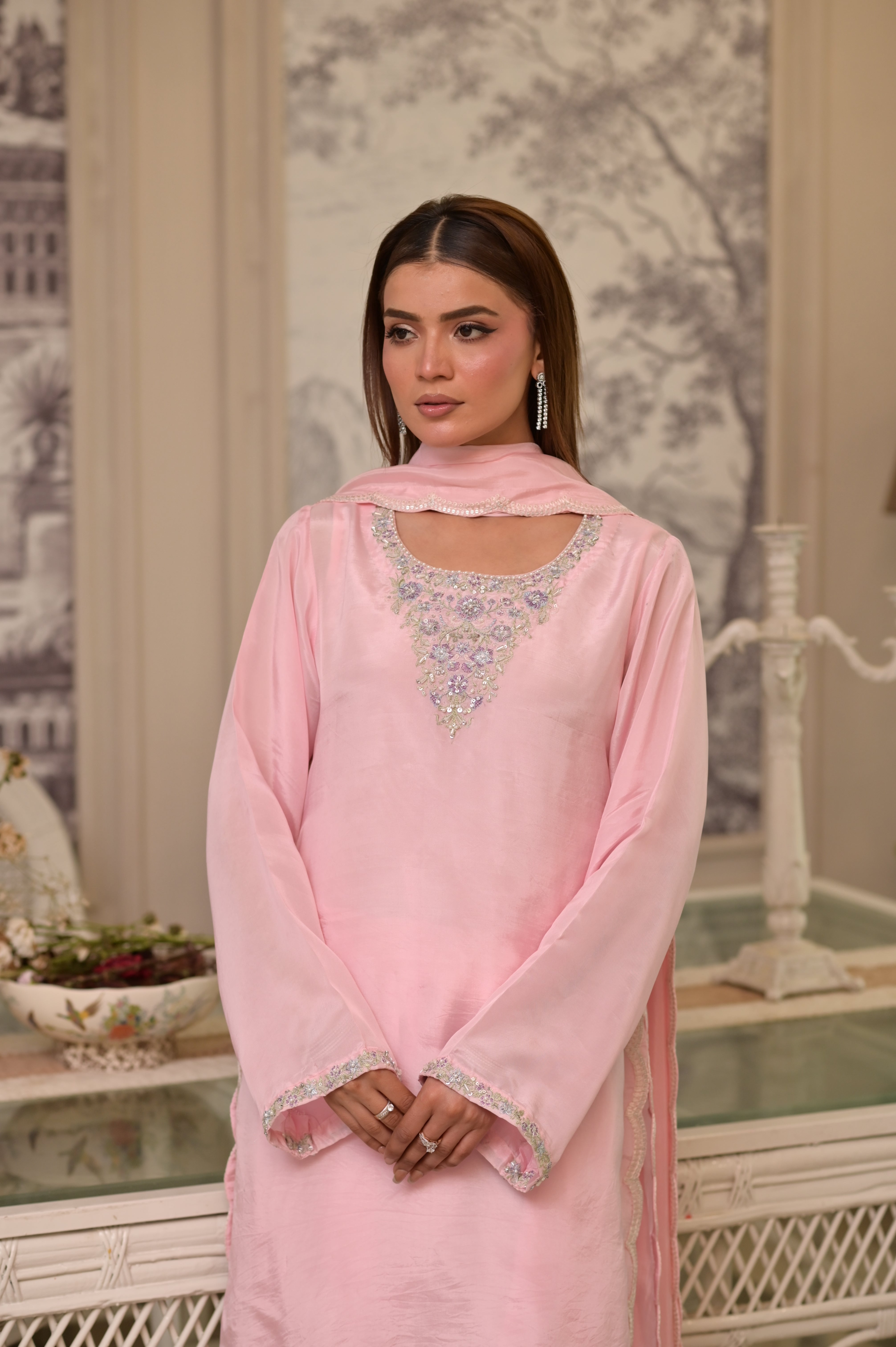 Noor-e-Powder Pink – Scalloped Sheesha Silk Regal Set