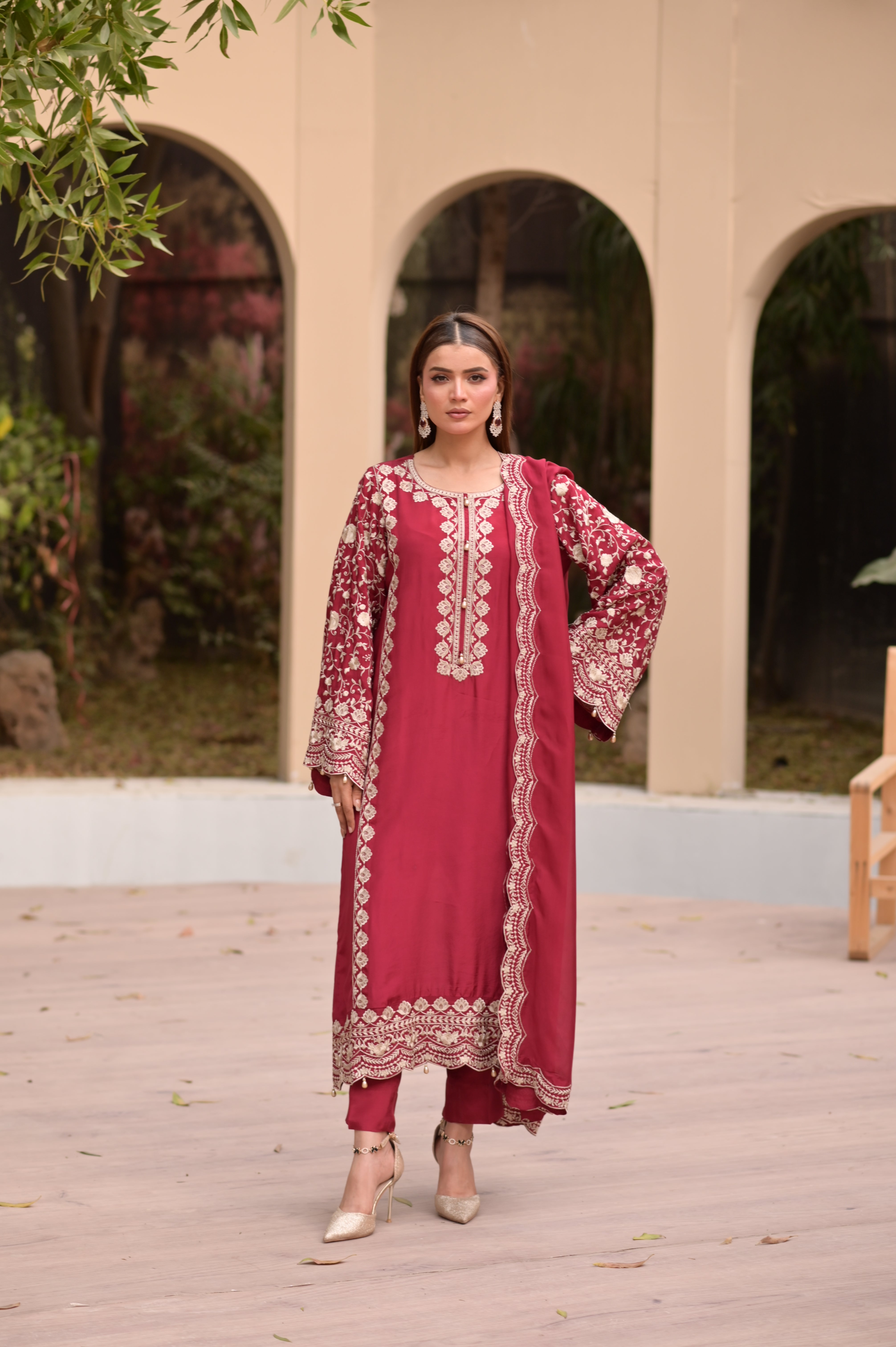 Noor-e Maroon – Premium Sheesha Silk 3-Piece