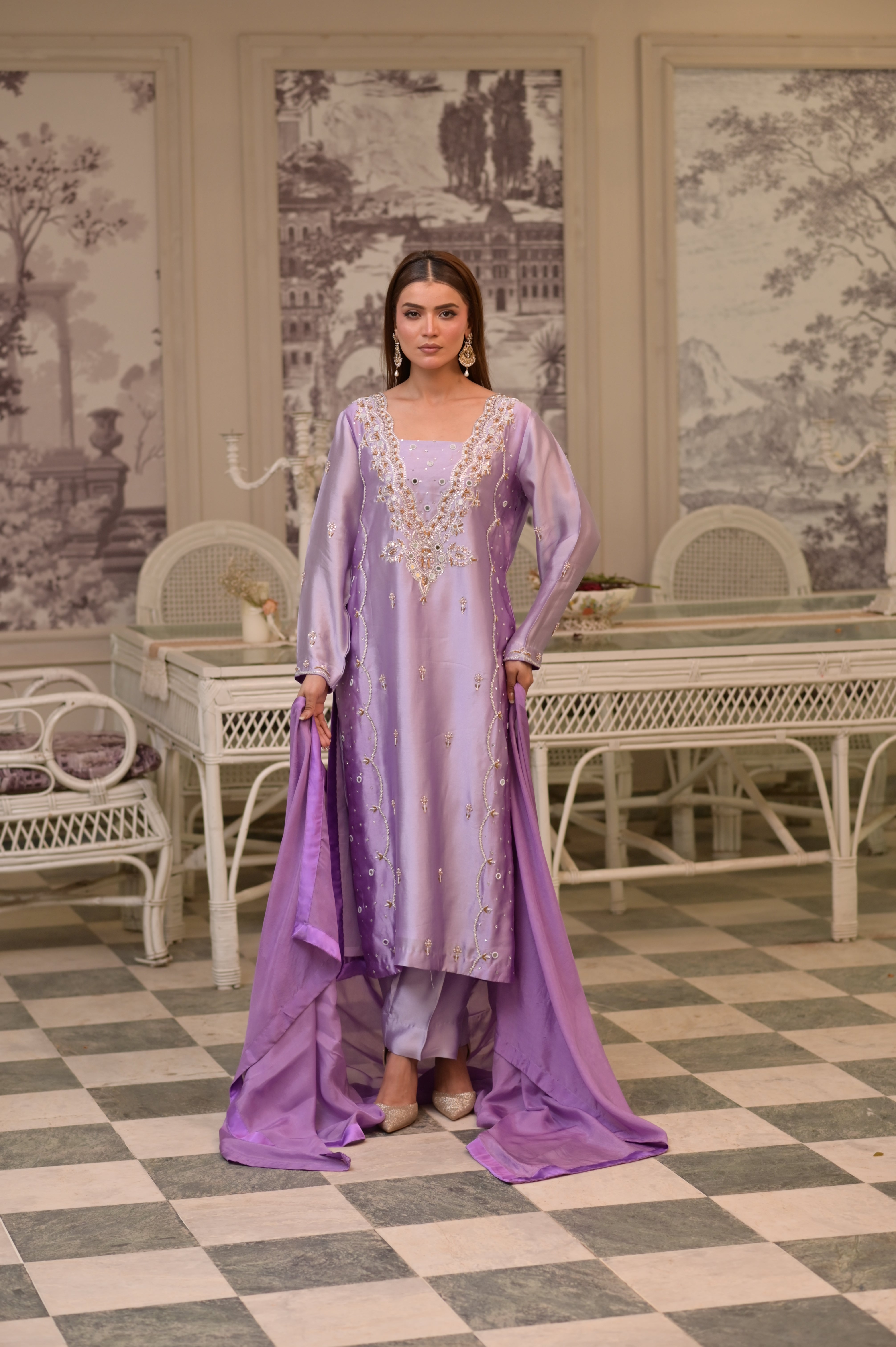 Noor-e-Lavender – Radiant Sheesha Silk Embroidered Set