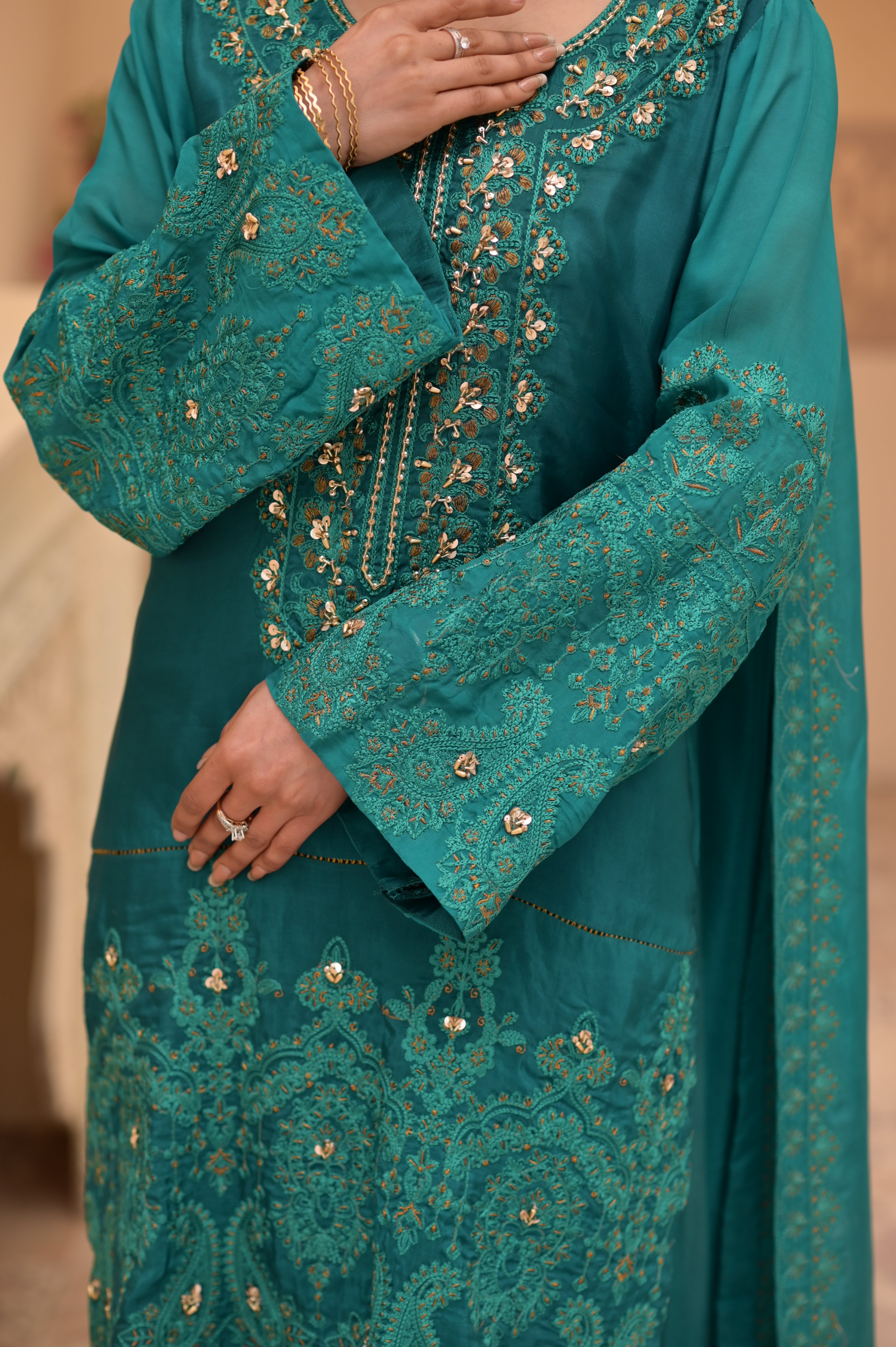 Noor-e-Emerald – Embroidered Sheesha Silk 3-Piece Set