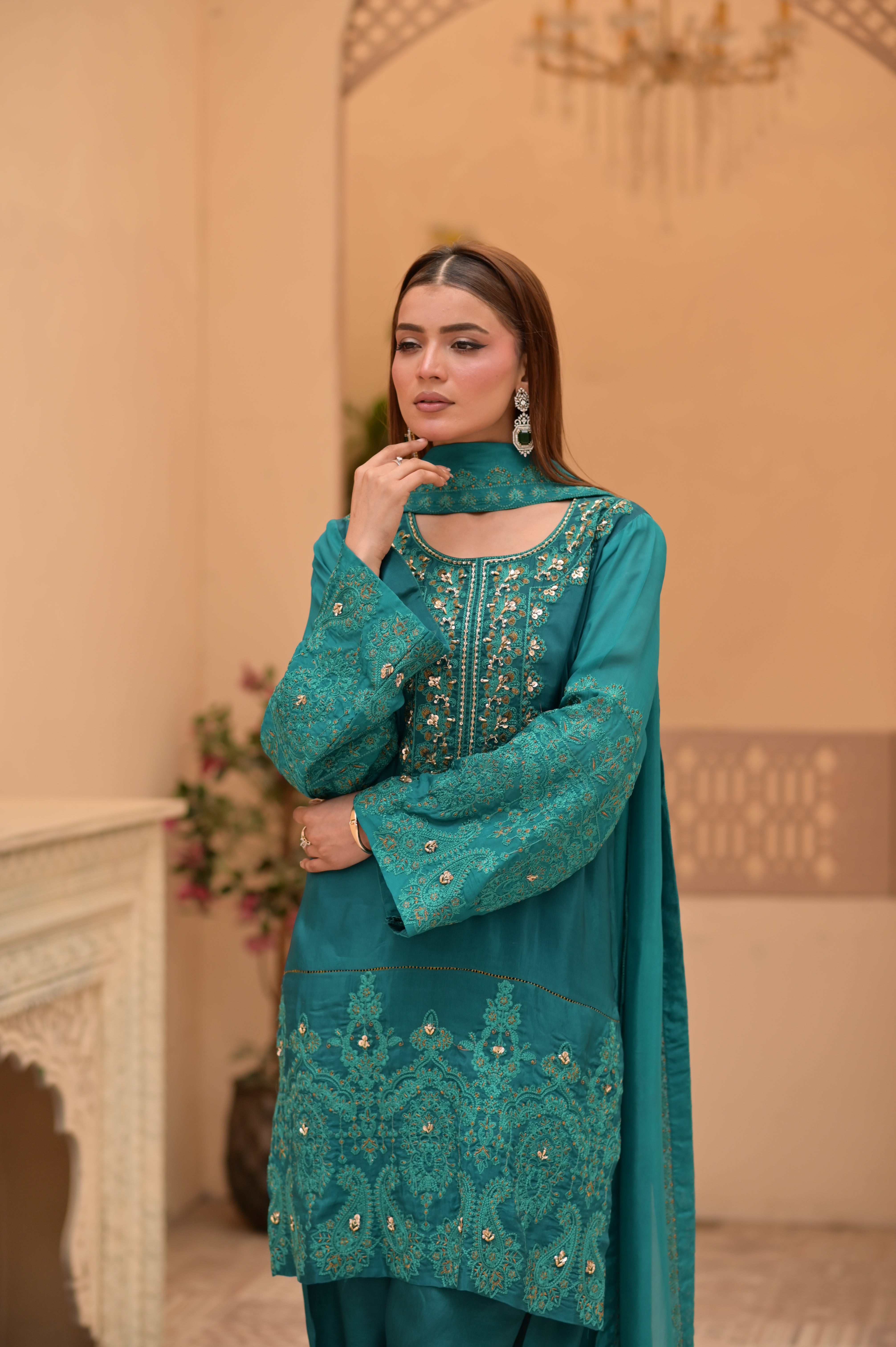 Noor-e-Emerald – Embroidered Sheesha Silk 3-Piece Set